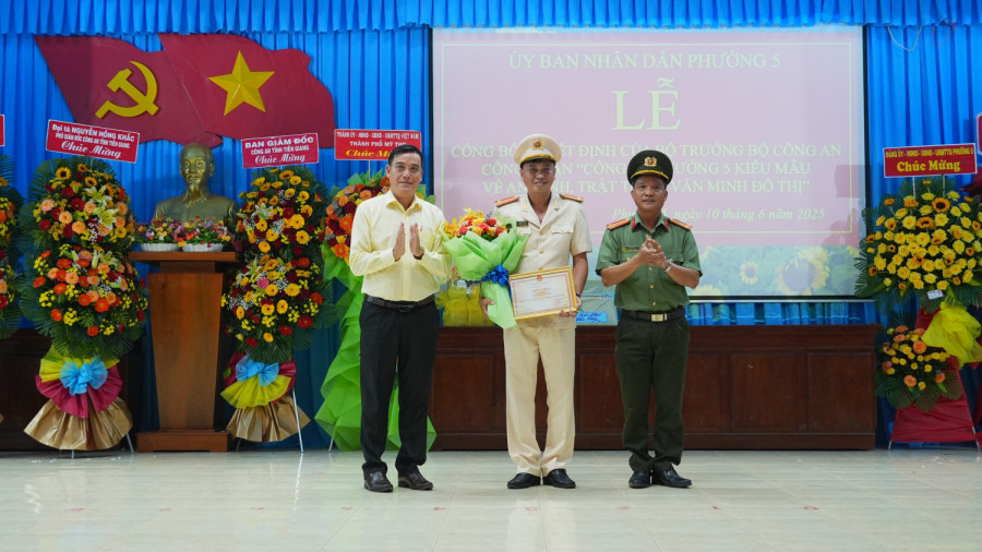 Công an phường 5, TP. Mỹ Tho được công nhận Công an phường kiểu mẫu về ANTT và văn minh đô thị.