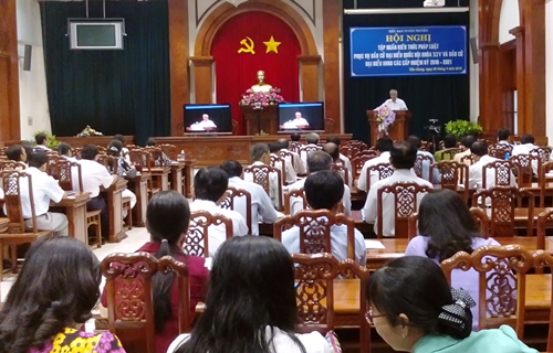Các đại biểu tham dự buổi tập huấn tại điểm cầu chính