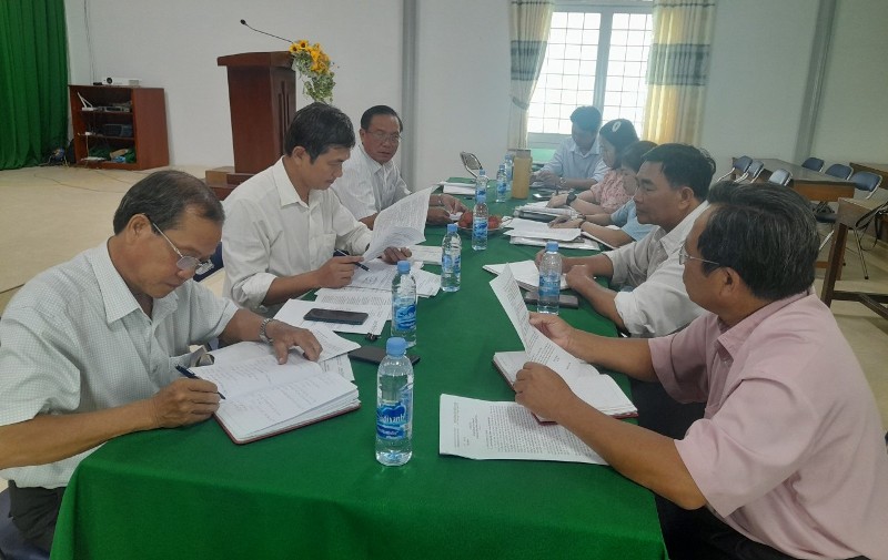 Chi bộ Ban Tuyên giáo Huyện ủy Châu Thành tổ chức sinh hoạt định kỳ.