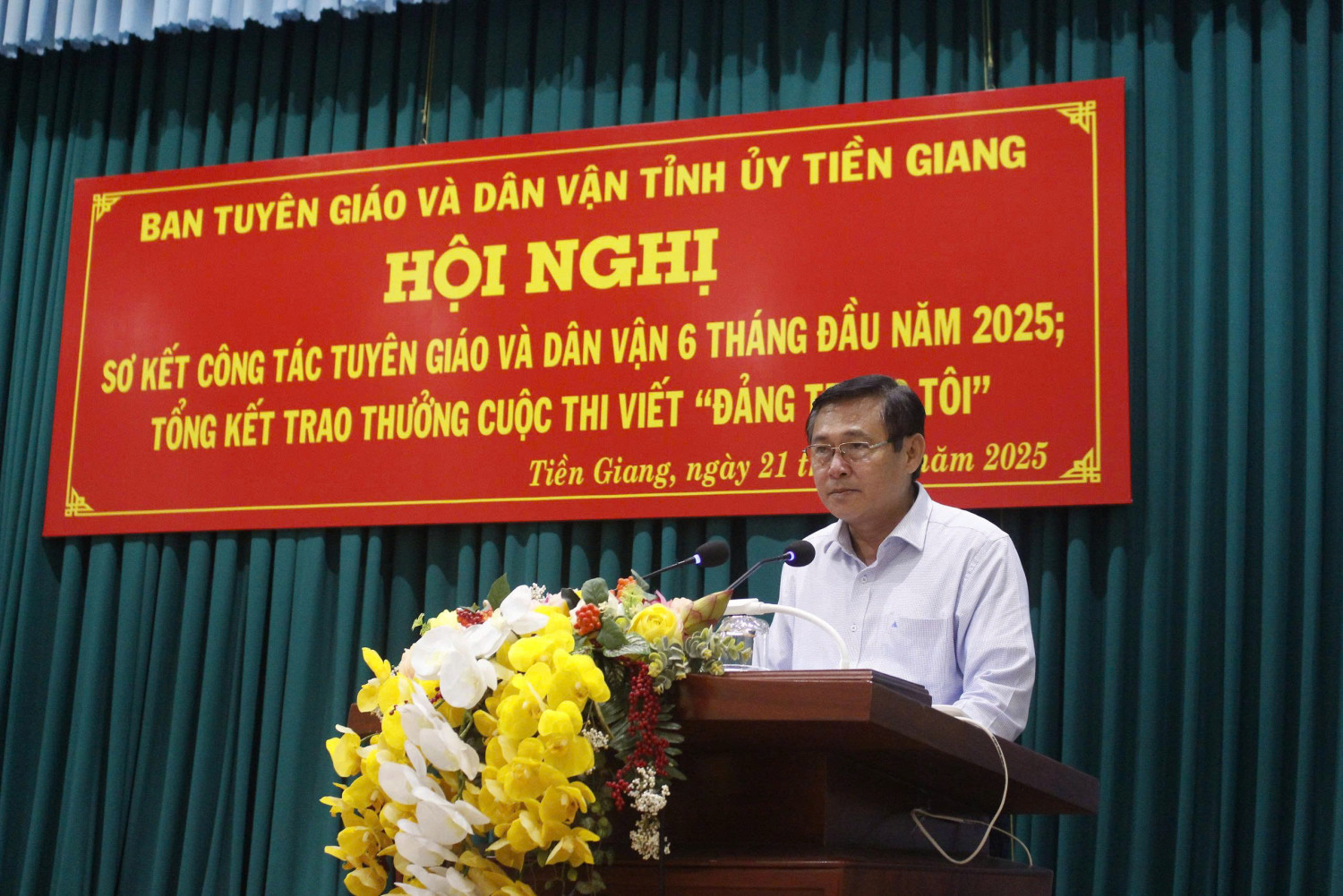 Đồng chí Đỗ Tấn Hùng phát biểu chỉ dạo hội nghị.
